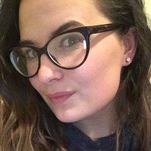 Meet your Posher, Kassie